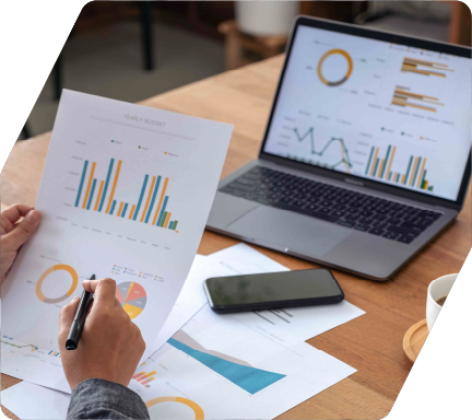 Comprehensive dashboard displaying invoices details in the Invent ERP portal.